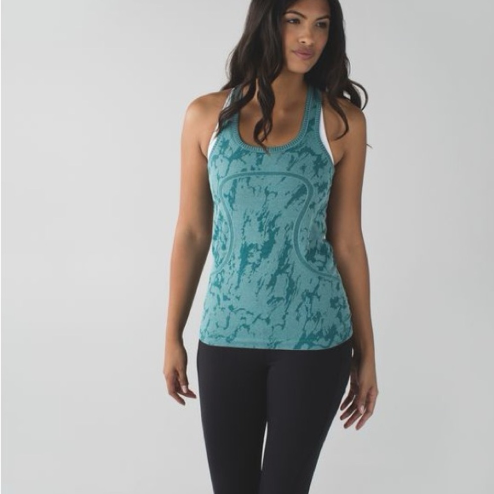 LULULEMON SWIFTLY TECH RAZORBACK SIZE 10